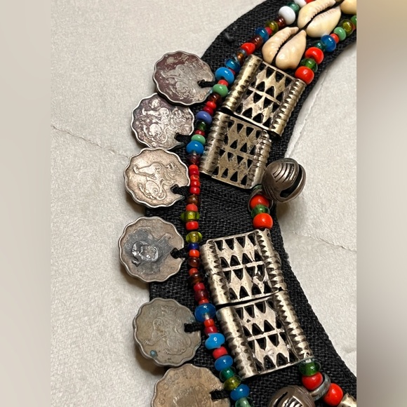 Chiang Mai Thailand Chater Necklace - Picture 5 of 7